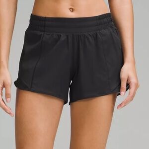 Lululemon Hotty Hot Low-Rise Lined Short